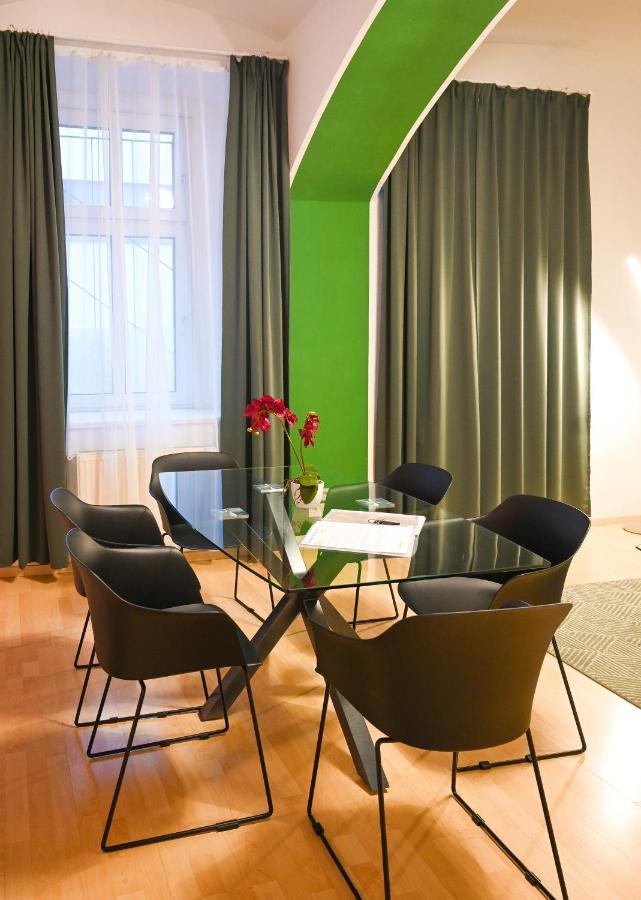 וינה Elegant Suite Altes Akh מראה חיצוני תמונה